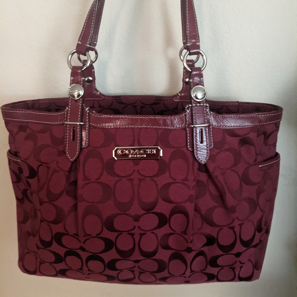 Coach Burgandy Tote, Excellent Condition
